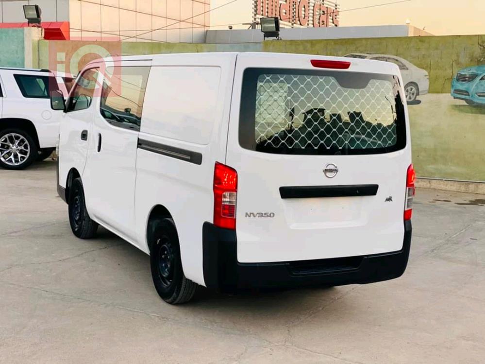 Nissan Urvan